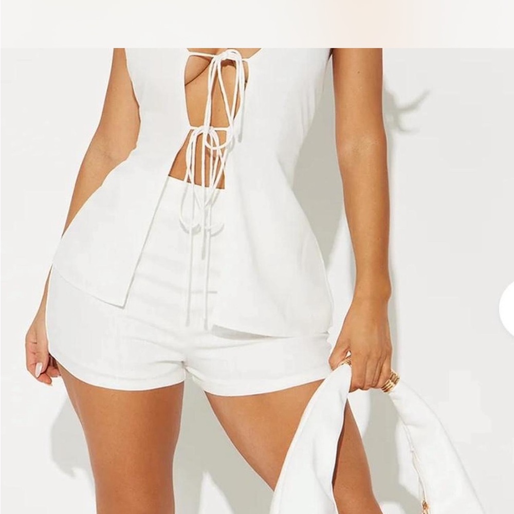 Fashion Nova High Waist Women's Shorts - White